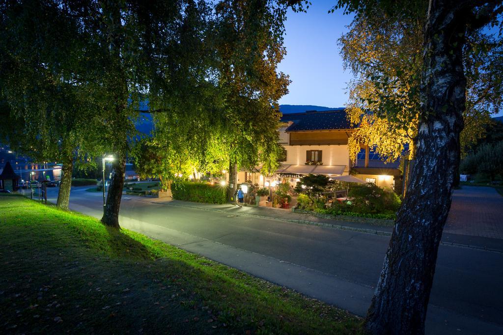Fruehstueckspension "Schlosswirt" Ossiach Exterior photo